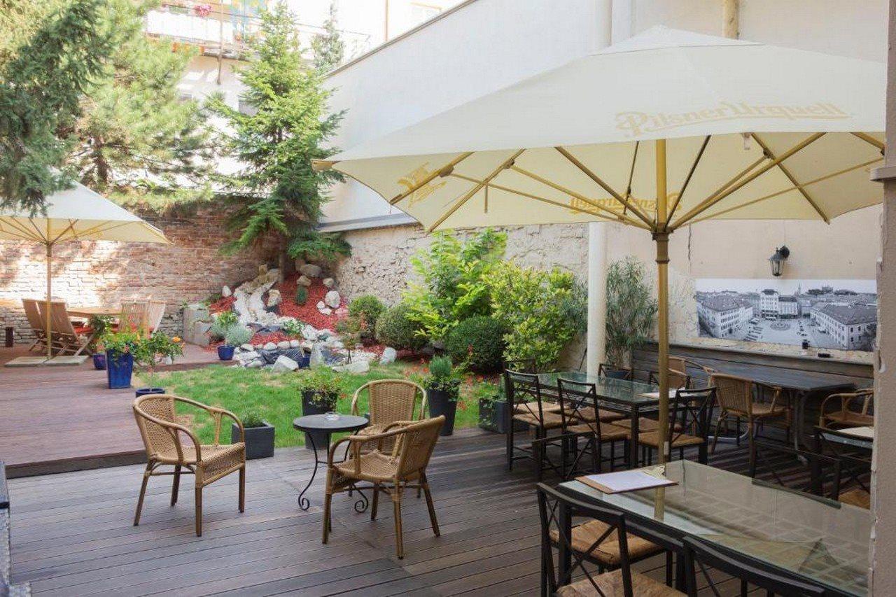 Downtown Bratislava B&B Luaran gambar