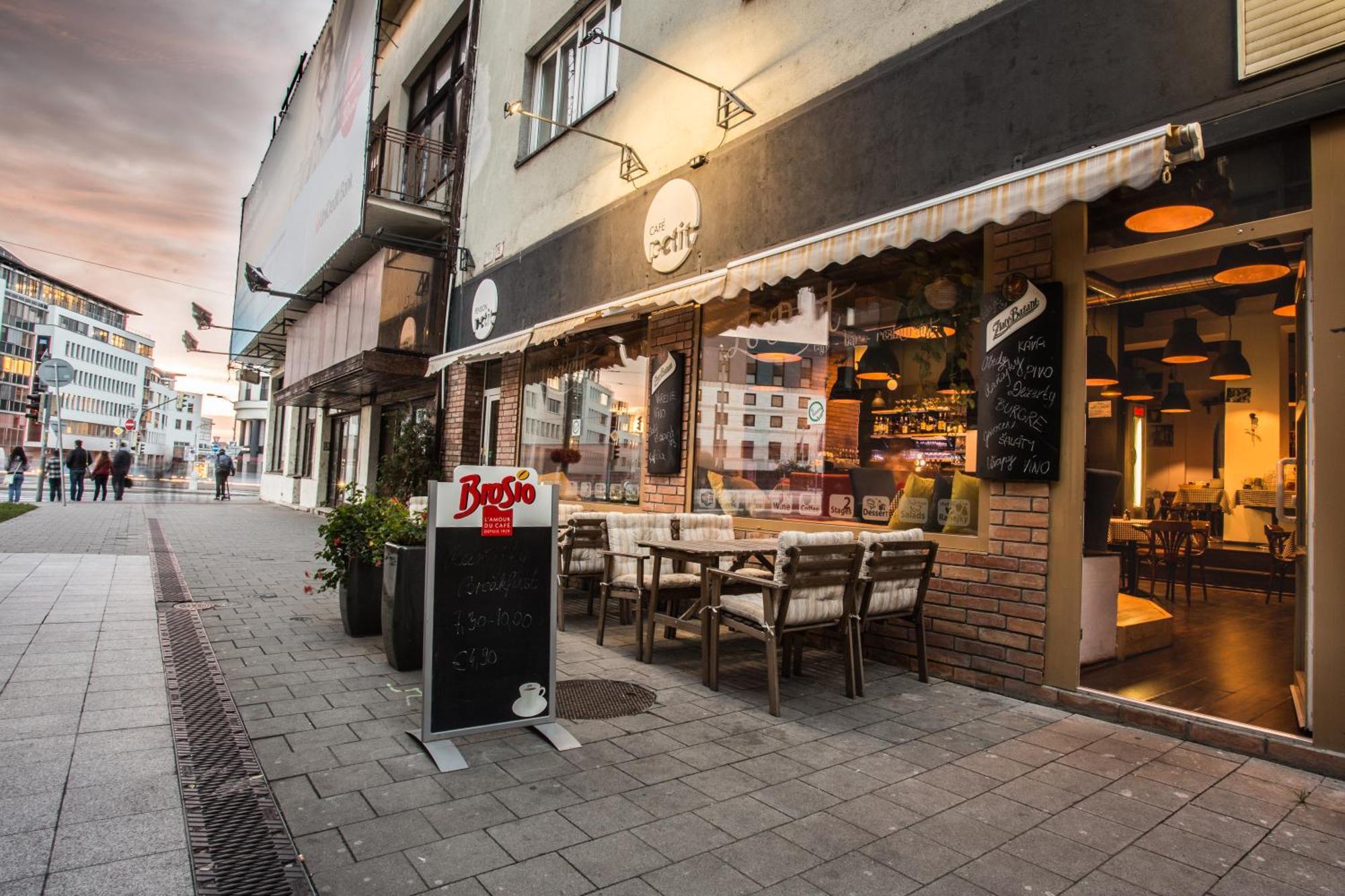 Downtown Bratislava B&B Luaran gambar