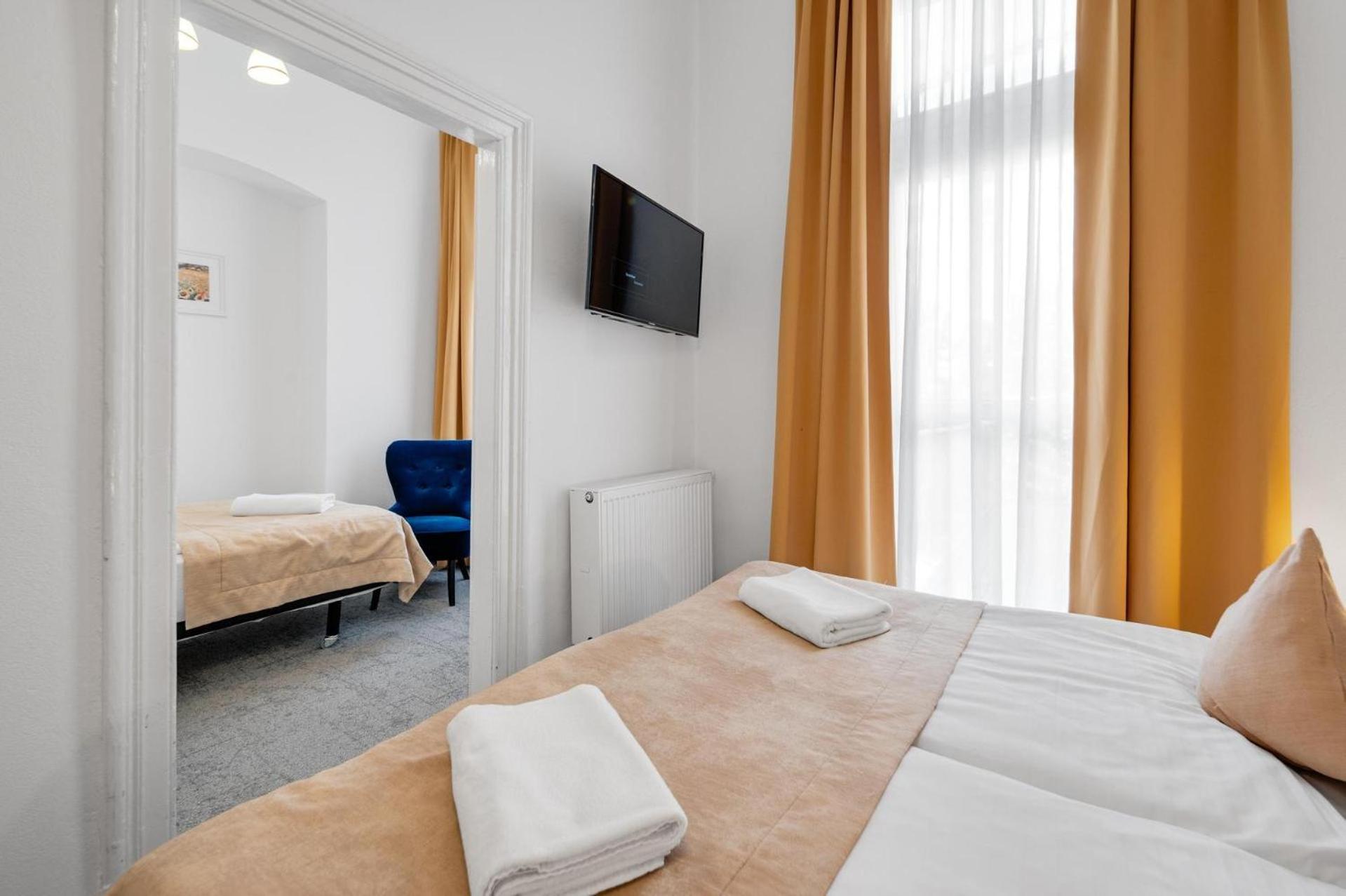 Downtown Bratislava B&B Luaran gambar