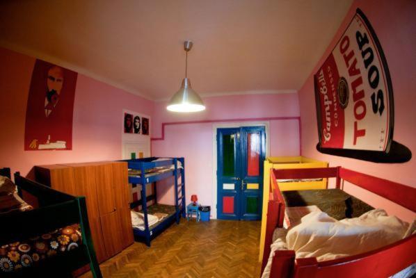 Downtown Bratislava B&B Bilik gambar