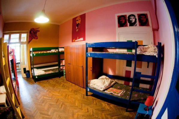 Downtown Bratislava B&B Bilik gambar